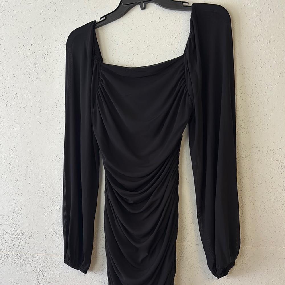 Elegant Black Long Sleeve Dress Medium